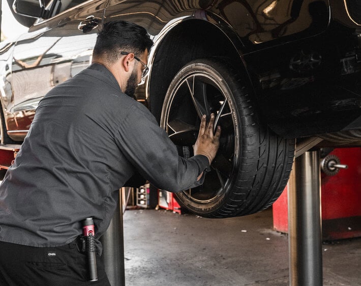 How to Choose the Right Tires Like a Pro