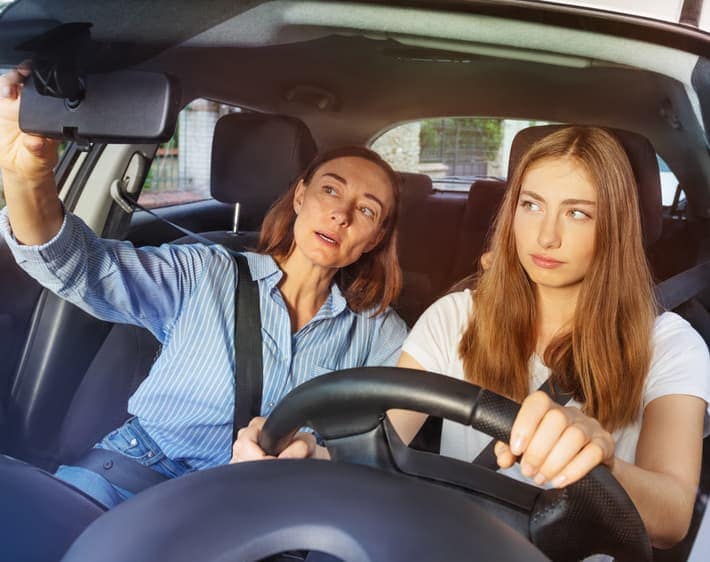 How to Teach A Teen To Drive Safely